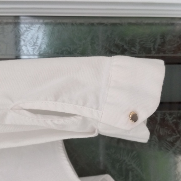 ZaraBasic Morocco SizeM Long Sleeve Gold Accent + Concealed ButtonsWhite Blouse - Picture 5 of 10